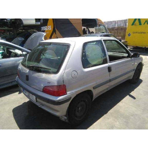 peugeot 106 (s2) del año 2000