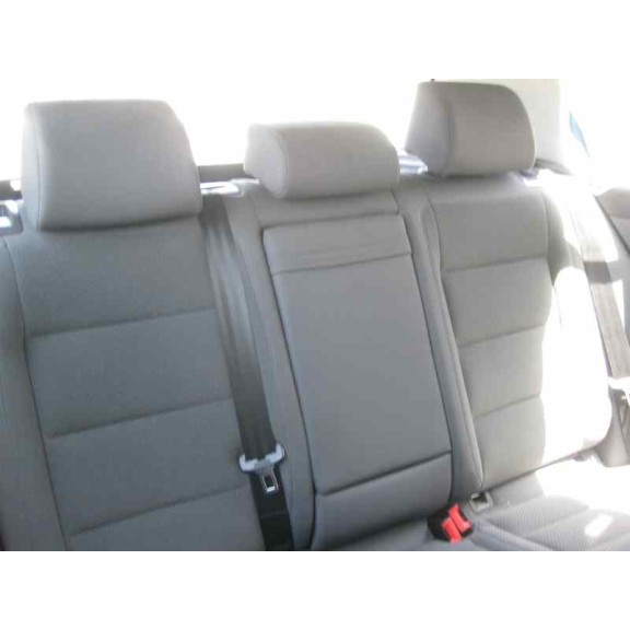 volkswagen golf v berlina (1k1) del año 2005