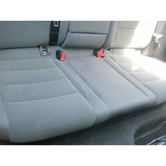 volkswagen golf v berlina (1k1) del año 2005