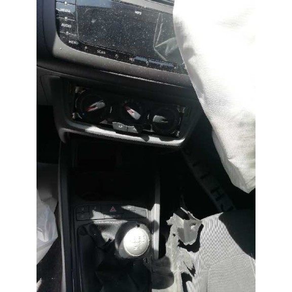 seat ibiza (6j5) del año 2012