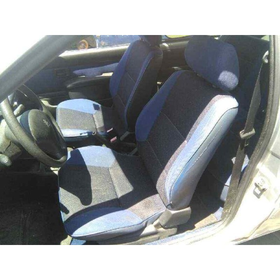 peugeot 106 (s2) del año 2000