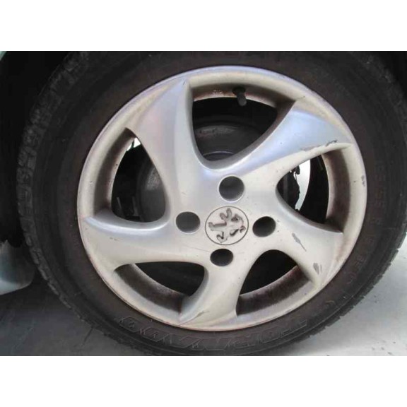 peugeot 206 berlina del año 2001