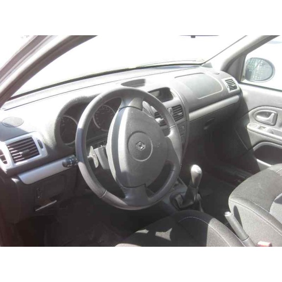 renault clio ii fase ii (b/cb0) del año 2010