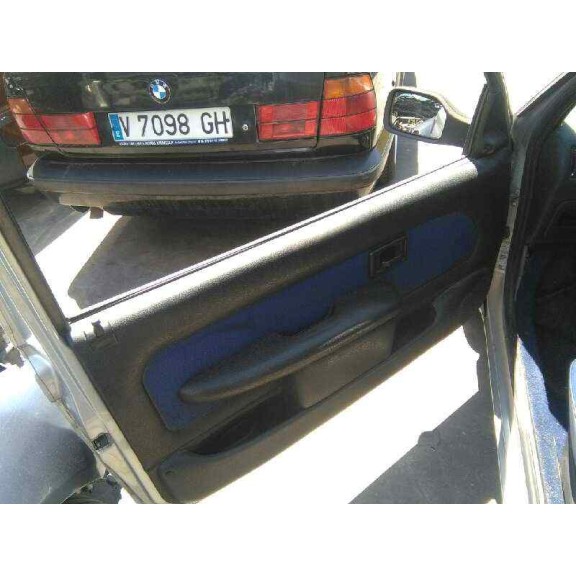 peugeot 106 (s2) del año 2000