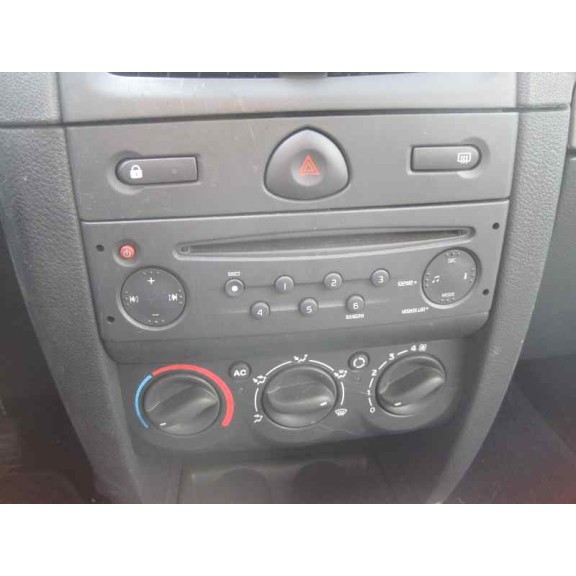 renault clio ii fase ii (b/cb0) del año 2010