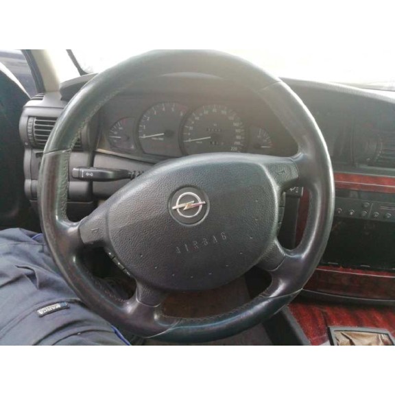 opel omega b del año 2001