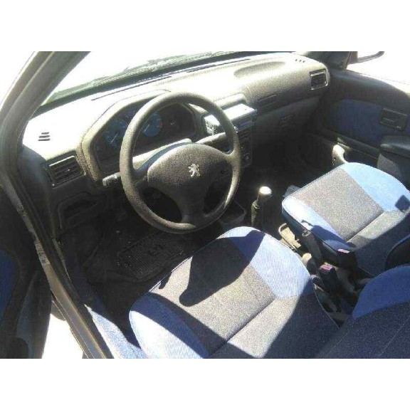 peugeot 106 (s2) del año 2000