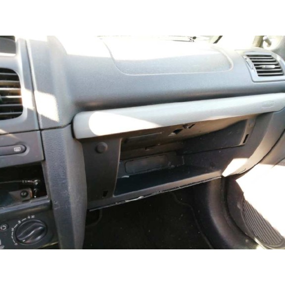 renault clio ii fase ii (b/cb0) del año 2007