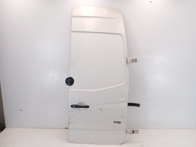 Recambio de puerta trasera derecha para volkswagen crafter 30-50 furgoneta (2e_) 2.5 tdi referencia OEM IAM   