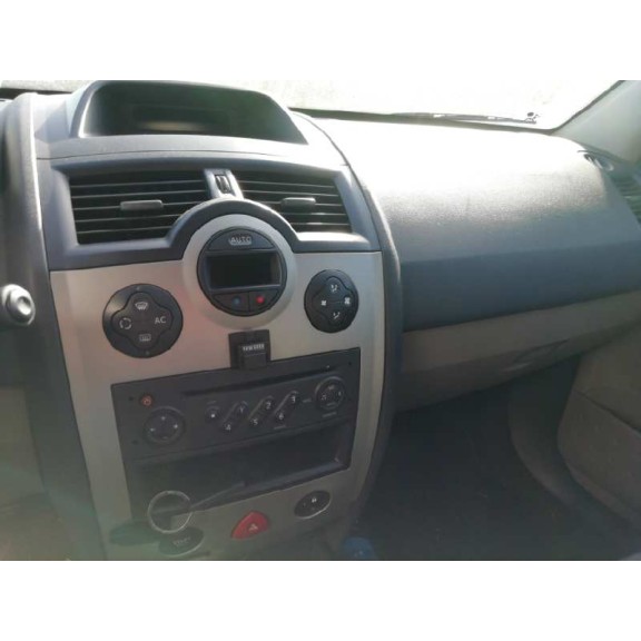 renault megane ii berlina 5p del año 2005