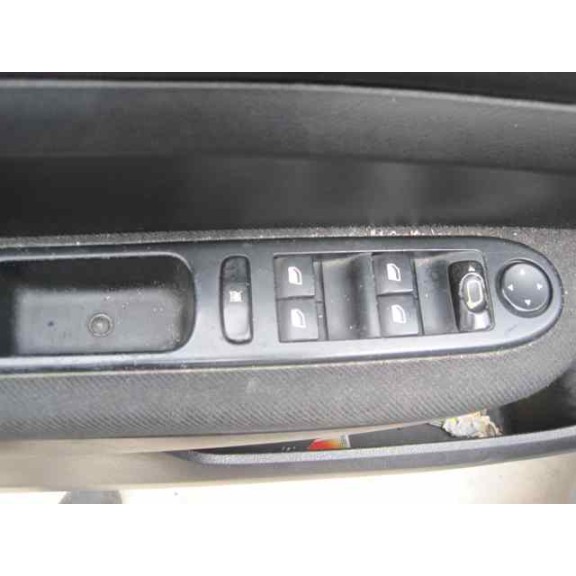 peugeot 307 berlina (s2) del año 2007