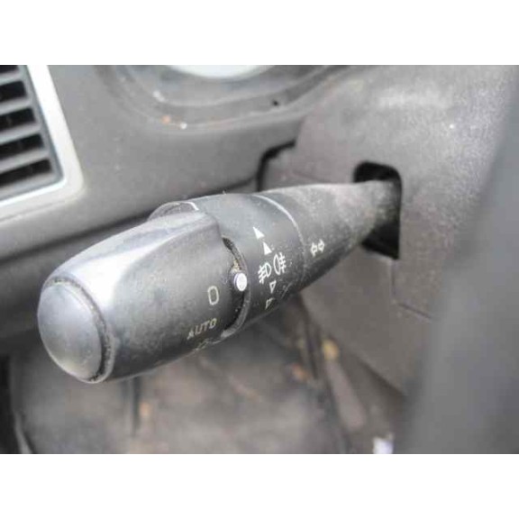 peugeot 307 berlina (s2) del año 2007