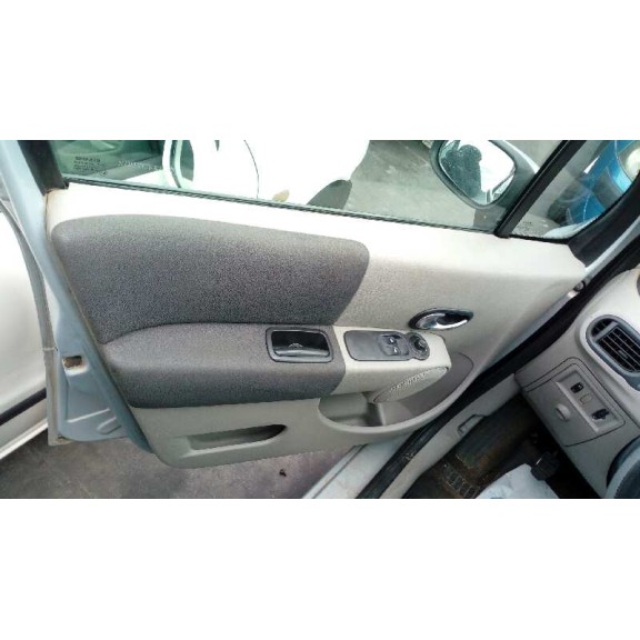 renault modus del año 2005