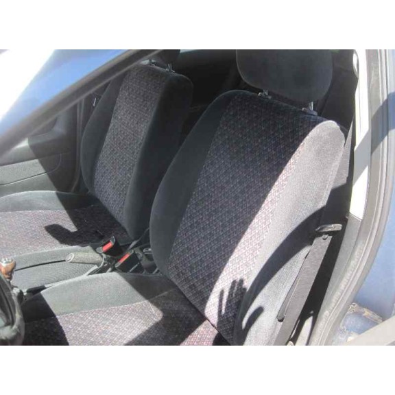 opel astra g berlina del año 2001