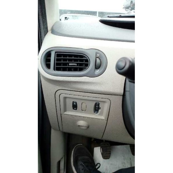 renault modus del año 2005