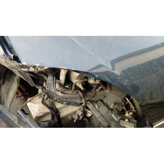 nissan primera berlina (p12) del año 2002