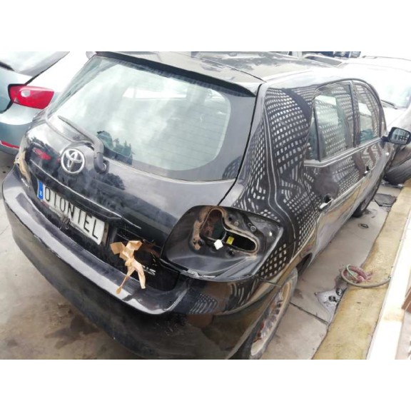 toyota auris del año 2007