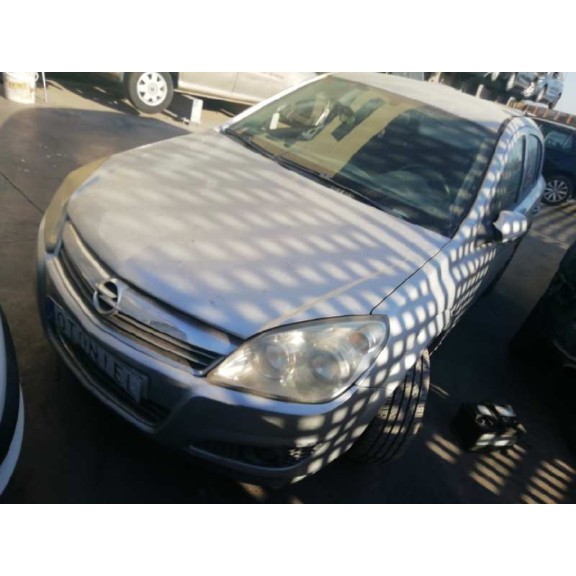 opel astra h berlina del año 2007
