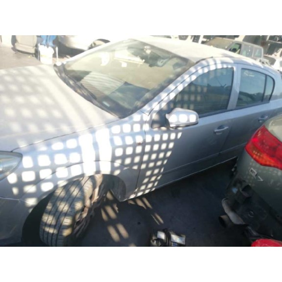 opel astra h berlina del año 2007
