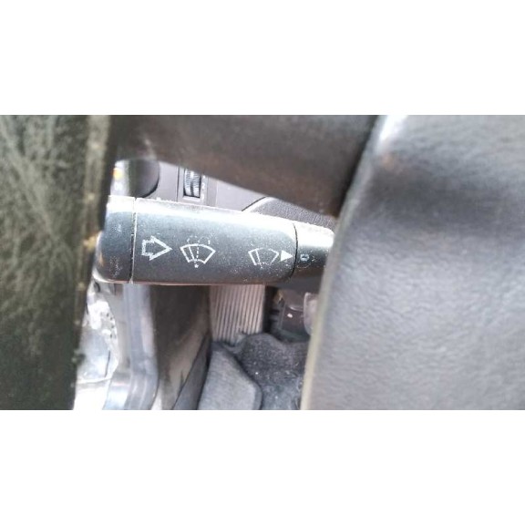 mercedes-benz clase e (w124) berlina del año 1985