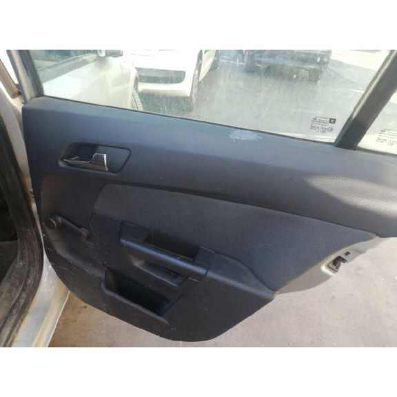 opel astra h berlina del año 2007