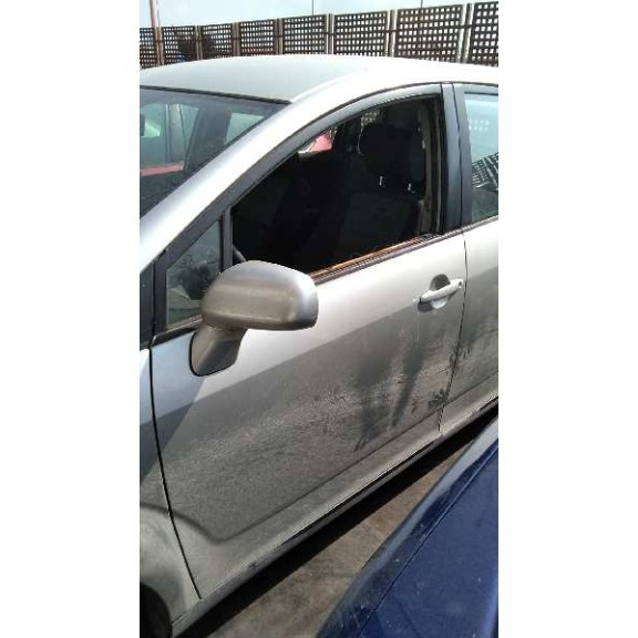 toyota corolla verso (r1) del año 2007