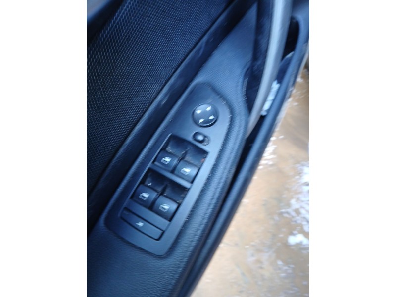 Recambio de mando elevalunas delantero izquierdo para bmw 1 (e87) 116 d referencia OEM IAM   