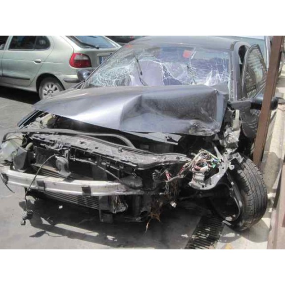 renault megane ii berlina 3p del año 2004