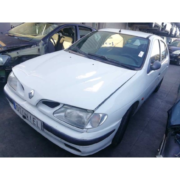 renault megane i berlina hatchback (ba0) del año 1996