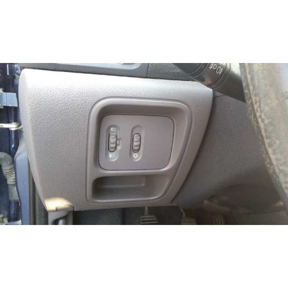 renault clio ii fase i (b/cbo) del año 2001