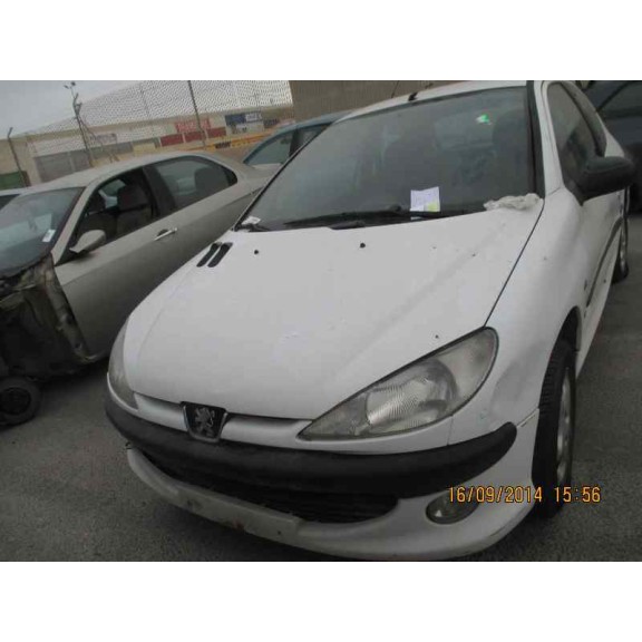 peugeot 206 berlina del año 2000