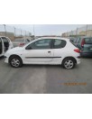 peugeot 206 berlina del año 2000