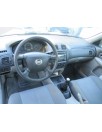 mazda 323 berl. f/s (bj) del año 2001