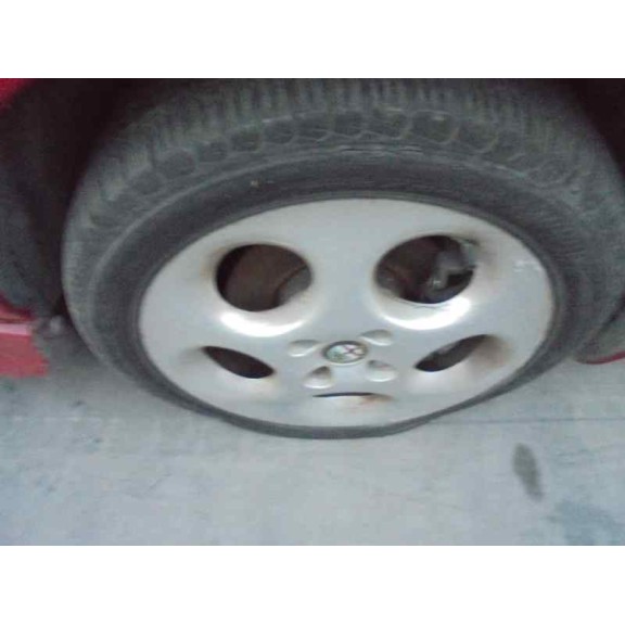 alfa romeo 146 del año 2000