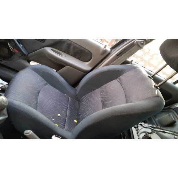 renault clio ii fase i (b/cbo) del año 2001