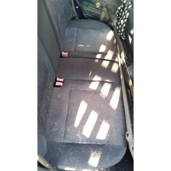 renault clio ii fase i (b/cbo) del año 2001