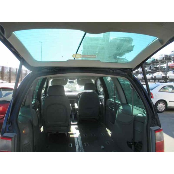 ford galaxy (vy) del año 2001