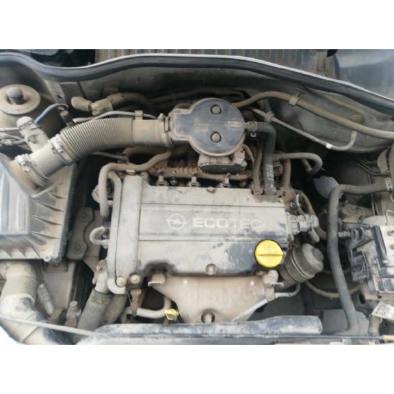 opel corsa c del año 2002