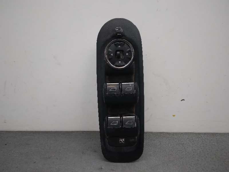 Recambio de mando elevalunas delantero izquierdo para ford mondeo ber. (ca2) ghia referencia OEM IAM 7S7T14A132BC 4 TECLAS 