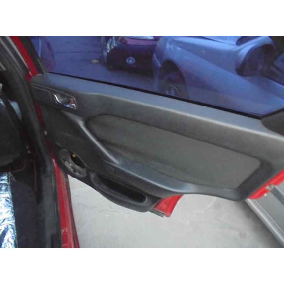 alfa romeo 146 del año 2000