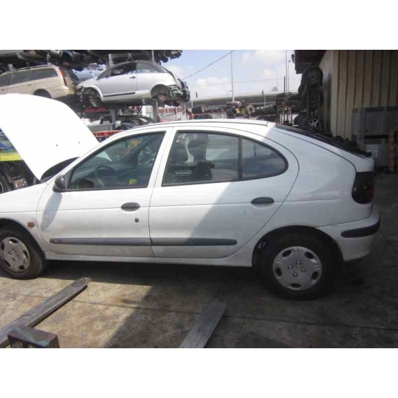 renault megane i berlina hatchback (ba0) del año 1996