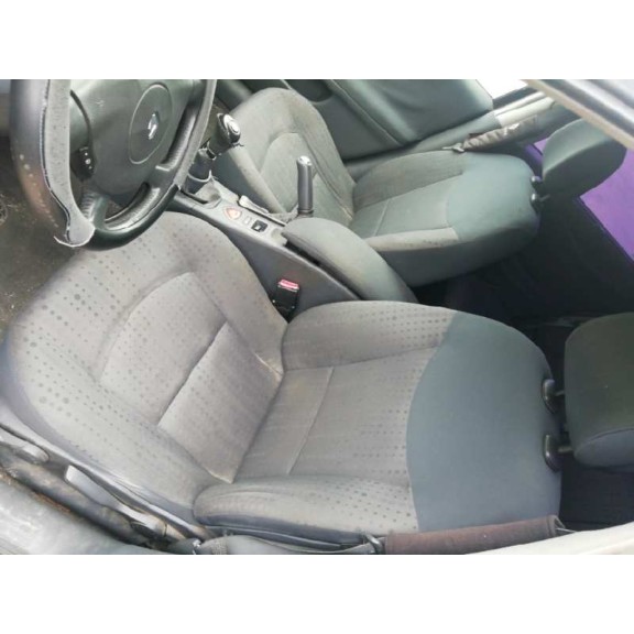 renault laguna ii (bg0) del año 2004