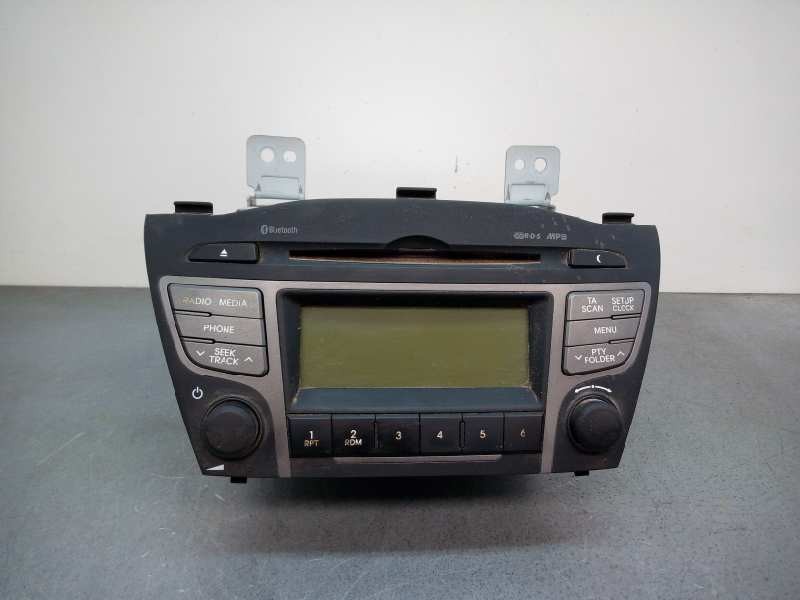 Recambio de sistema audio / radio cd para hyundai ix35 classic 2wd referencia OEM IAM 961502Y010  