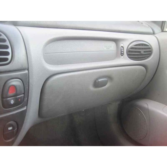 renault megane i coupe fase 2 (da..) del año 2001