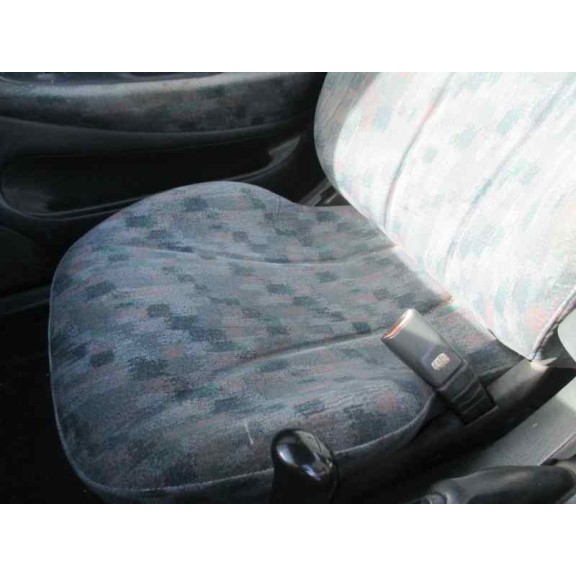 hyundai lantra berlina (rd) del año 1996