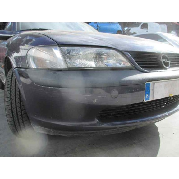 opel vectra b berlina del año 1996