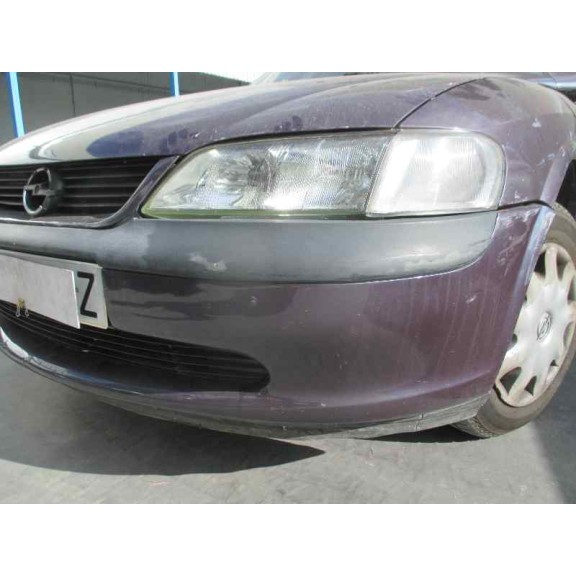 opel vectra b berlina del año 1996