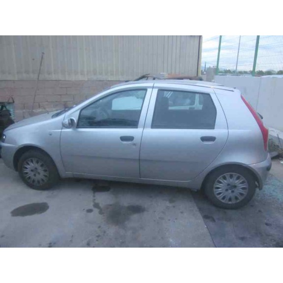 fiat punto berlina (188) del año 2000