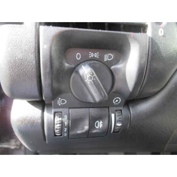 opel vectra b berlina del año 1996