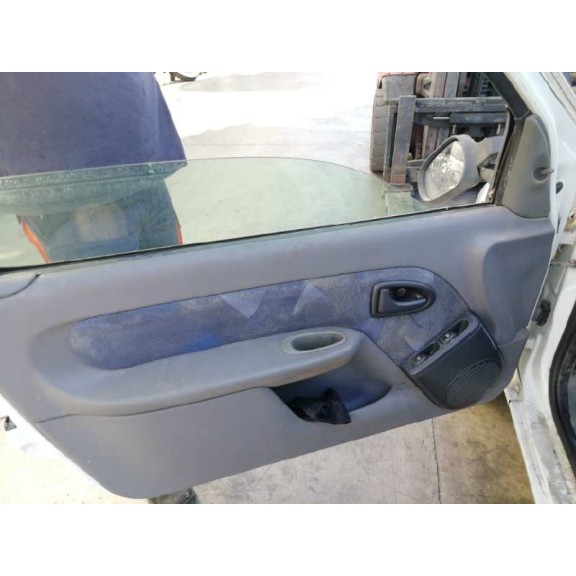 renault clio ii fase i (b/cbo) del año 2000